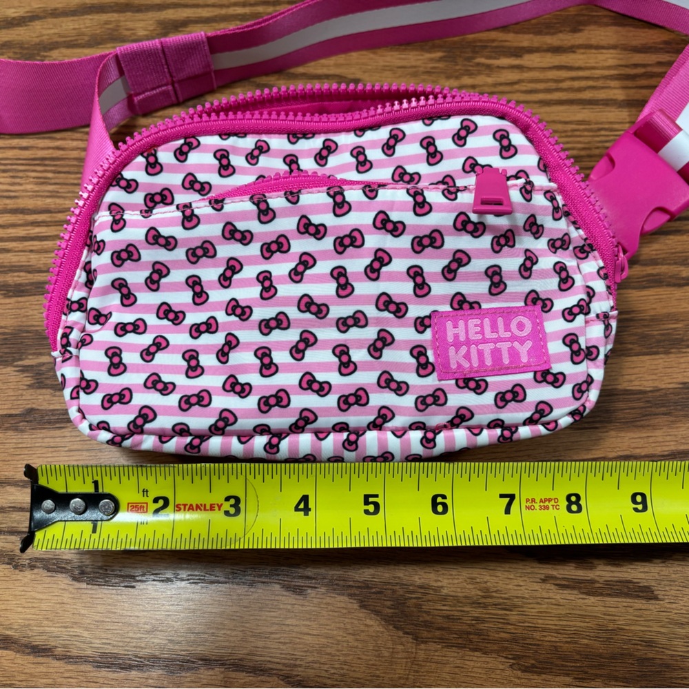 HELLO KITTY Pink Bow Pattern Waist Belt Bag Fanny Pack Pockets NWOT - Picture 7 of 8